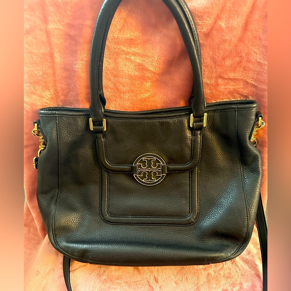 Tory Burch black leather Amanda crossbody purse